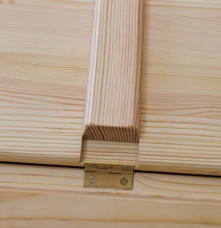 massiv furusits till kökssoffa med zinkade reglar